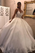 Classic V Neck Floor Length Ball Gown With Spaghetti Straps Lace Appliques Tulle