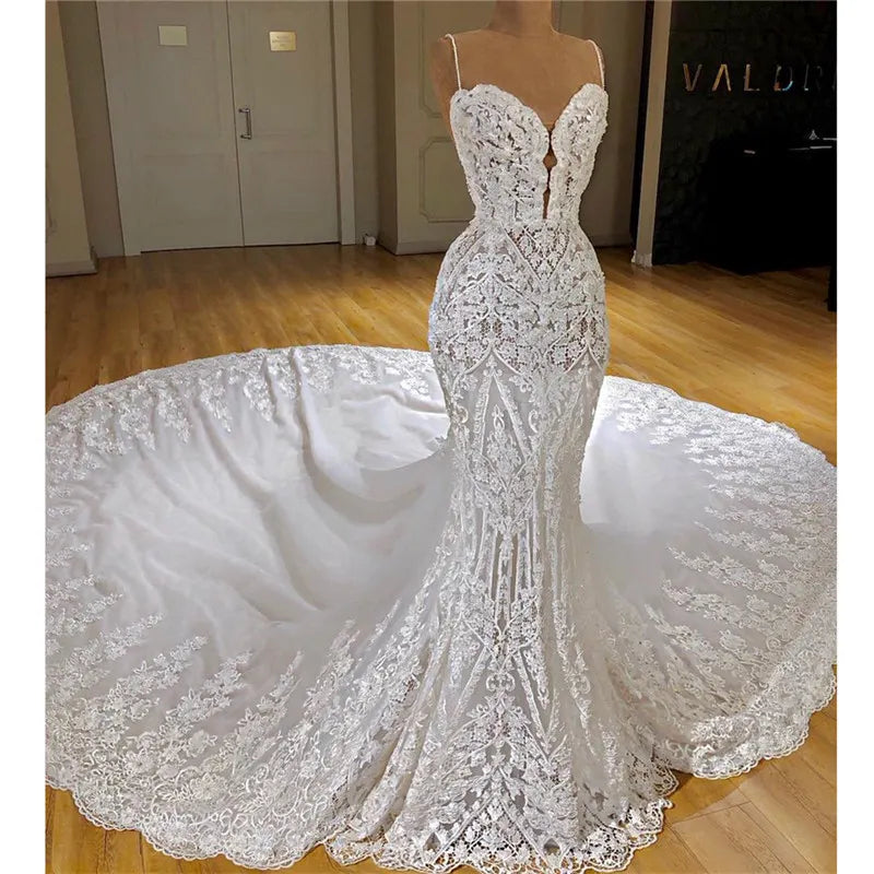 Spaghetti Strap Mermaid Lace Appliques Wedding Dress For Bride