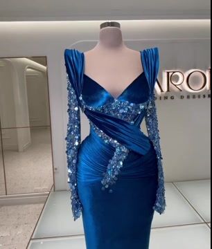 Abito da cerimonia sirena blu reale con maniche lunghe eleganti e ricami scintillanti di perline