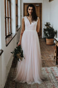 Beach Lace Wedding Dress Open Back Elegant Beach Bridal Gown