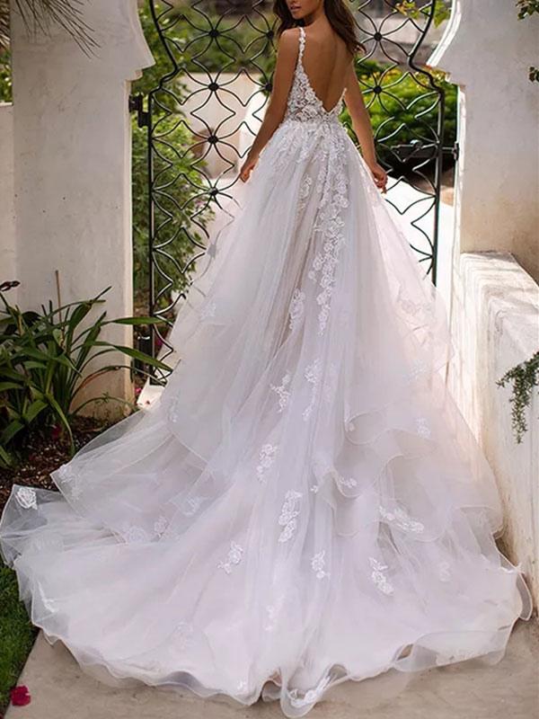 V Neck Sleeveless Tulle Lace Wedding Dress With Delicate Lace Appliques