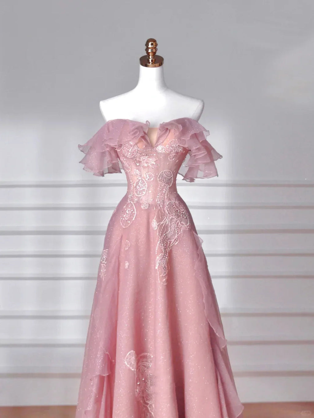 Vestido de Festa Longo Rosa Doce em Tule com Lantejoulas e Contas, Corte em A, Ombros Descobertos Y8643