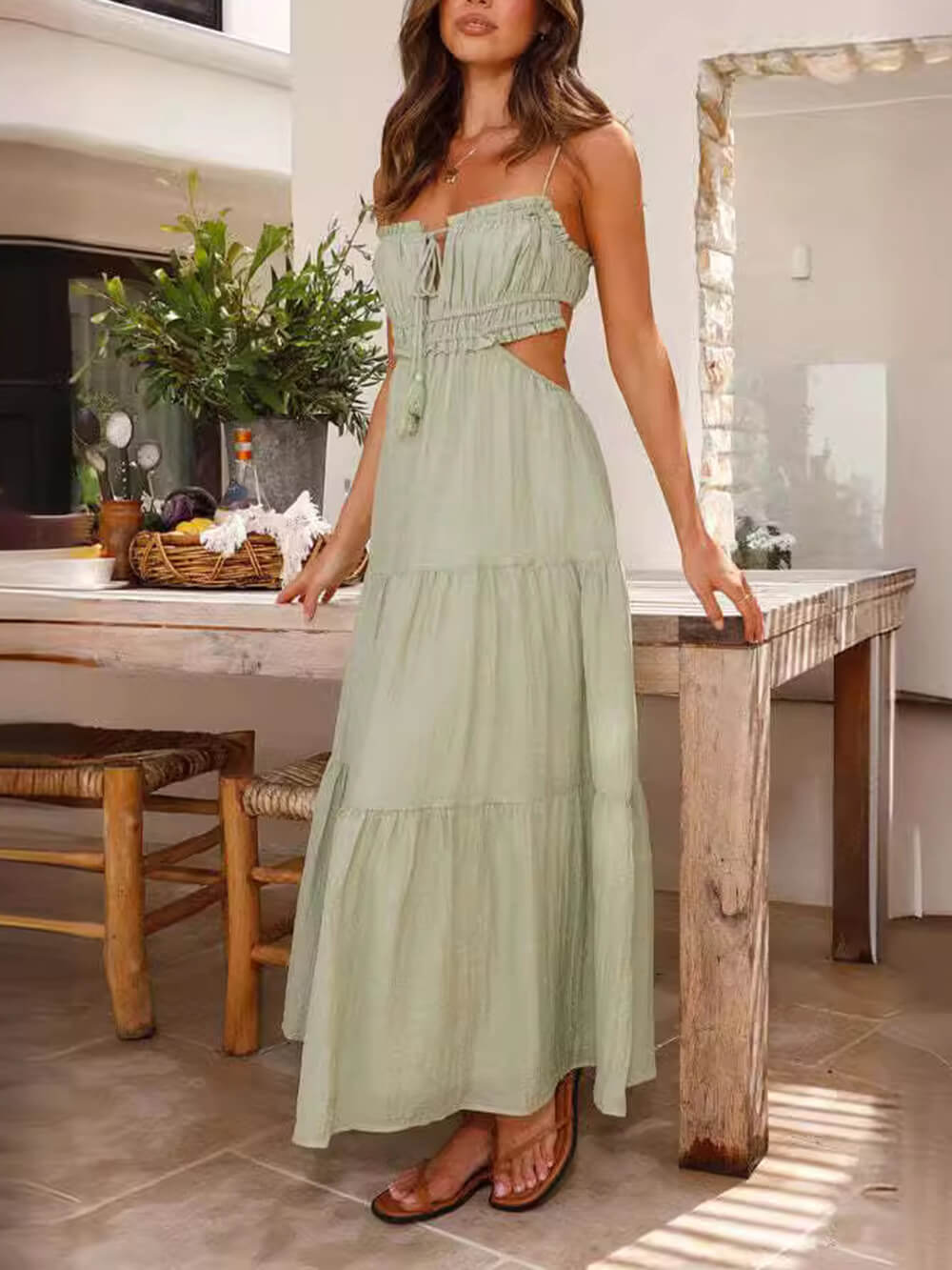Hohles ärmelloses Plissee-Patchwork-Kleid mit vollem Saum 
