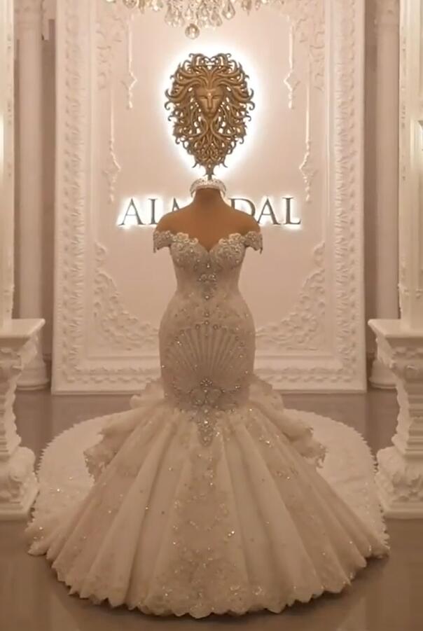 Elegant Floor Length Mermaid Wedding Dress Backless Off The Shoulder Crystals