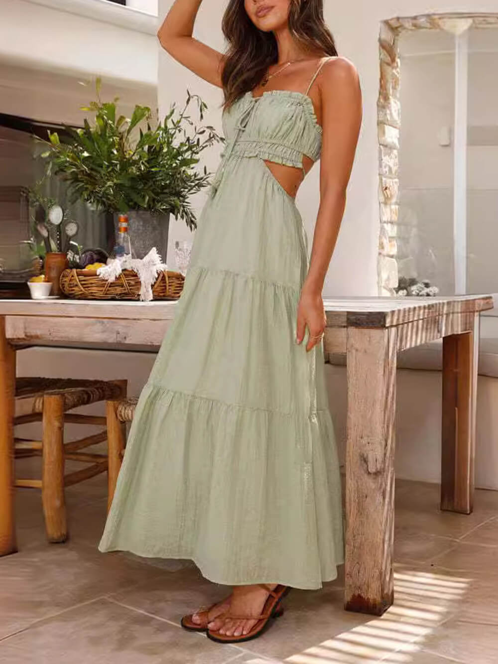 Hohles ärmelloses Plissee-Patchwork-Kleid mit vollem Saum 