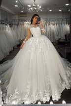 Chic Ball Gown Wedding Dress With Long Sleeves And Appliques
