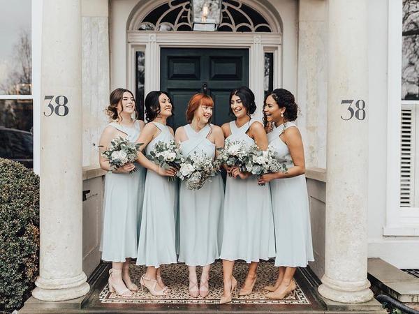 A-line Halter Pleated Chiffon Sleeveless Tea Length Bridesmaid Dresses BD085