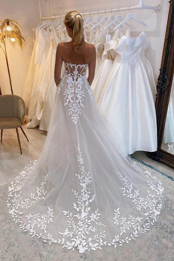 A-line Off-the-Shoulder Wedding Dresses With Lace Appliques Bridal Gown