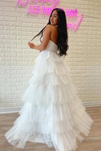 Vestido de Baile Sem Alças com Folhos e Múltiplas Camadas de Tule SYP148