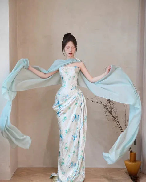 Vestido de Festa Azul com Estampa Floral em Cetim Bonito, Modelo Sereia, Vestido de Noite Y8543
