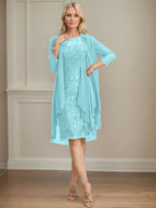 Etui/Säulenförmiges Kleid mit Illusion, knielang, aus Spitze und Chiffon, Brautmutterkleid mit herabfließenden Rüschen und Pailletten