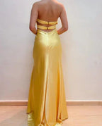 Vestido de Festa Elegante Amarelo em Cetim com Alças, Bordado com Contas, Fenda, Modelo Sereia para Noite Y8426