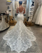 Elegant Long Mermaid Wedding Gown With V Neck Lace Backless Sleeveless