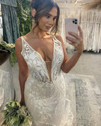 Beautiful Long Mermaid V-neck Sleeveless Lace Backless Wedding Dress