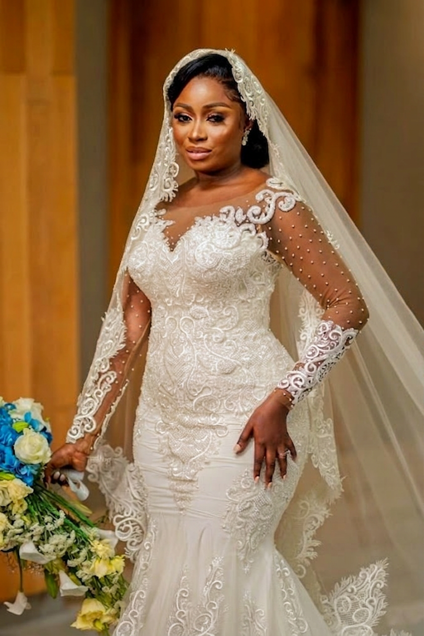 Bridal Long Sleeves Mermaid Wedding Dress With Lace Built In Bra Pearls