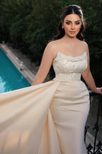 Charming Long Mermaid Strapless Sequined Wedding Dress With Pearls
