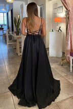Classic Detachable A-Line V-Neck Black Tulle Prom Dress