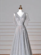 Vestido de Festa Cinzento Brilhante em Tule com Lantejoulas, Corte em A, Decote em V Sexy, Vestido de Noite Y8638