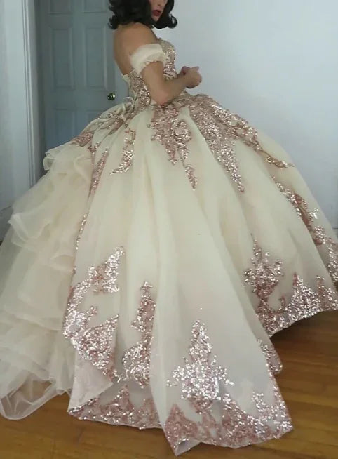 Robe de bal princesse bouffante cœur or rose Robe de 16 ans Appliqué perlé Robes de quinceañera Y827