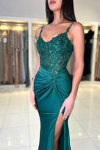 Robe de bal longue vert foncé style sirène sans manches en dentelle avec fente