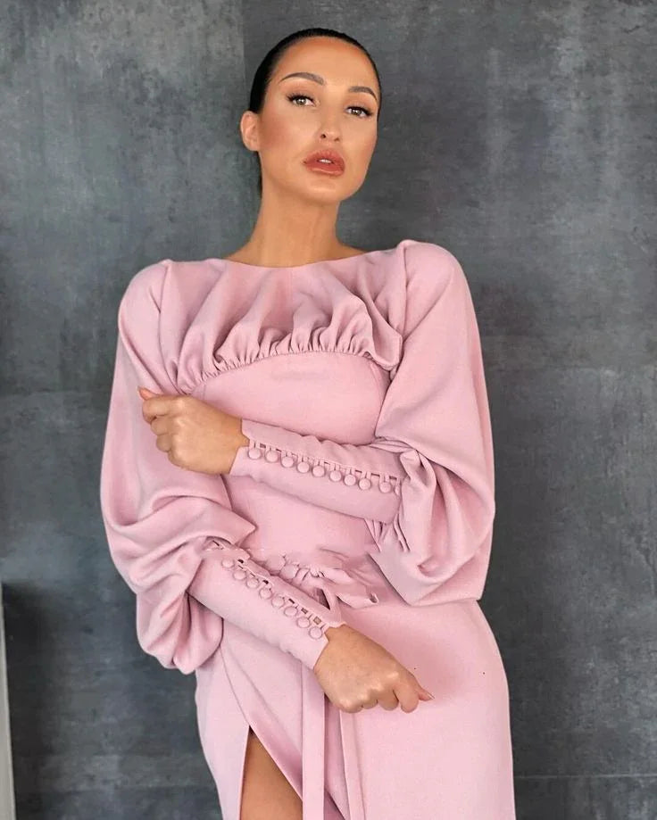 Vestido de fiesta largo de satén rosa con escote barco, mangas largas, abertura alta, puños con botones, corte recto, vestido formal para eventos Y4875