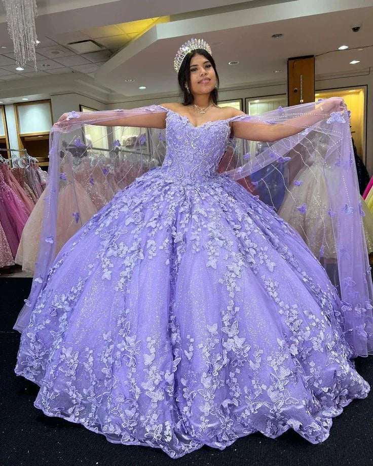 Vestido de Bola Luxuoso de Alfazema com Borboletas, Vestido Doce 16 Y6755