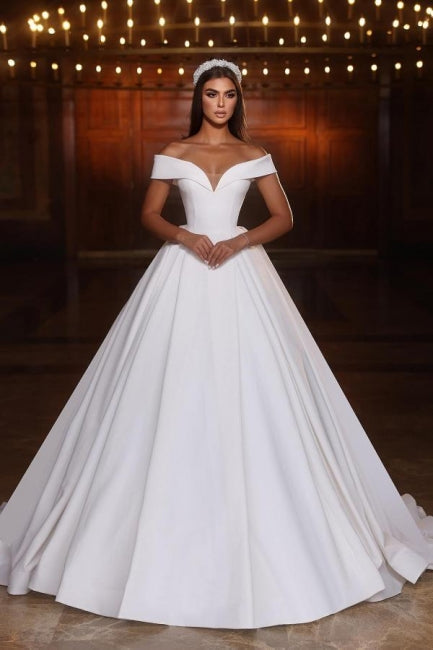 Vestido de Noiva Elegante em Cetim, Comprido, Corte em A, Ombros Descobertos e Decote em V