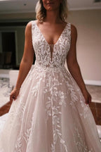 Vestidos de Noiva Elegantes Longos em Linha A com Decote em V, Costas Descobertas, Renda Brilhante e Sem Mangas