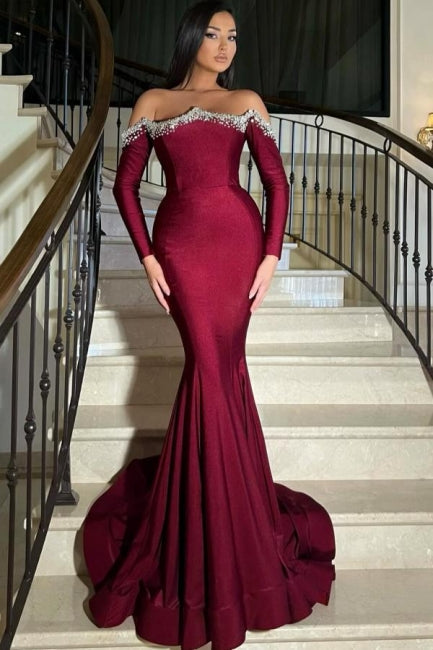 Abito da sera elegante lungo color bordeaux a sirena con pietre luccicanti e maniche lunghe