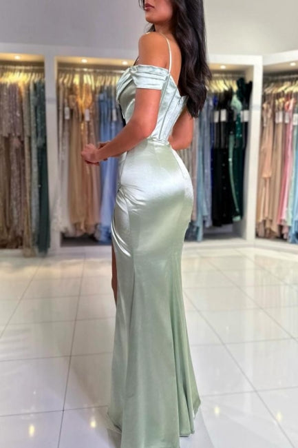 Abito da sera elegante lungo a sirena semplice con spalline sottili e scollo a barca in raso con spacco