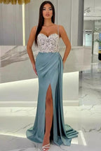 Robe de bal élégante longue sirène à fines bretelles en forme de cœur avec paillettes et fente