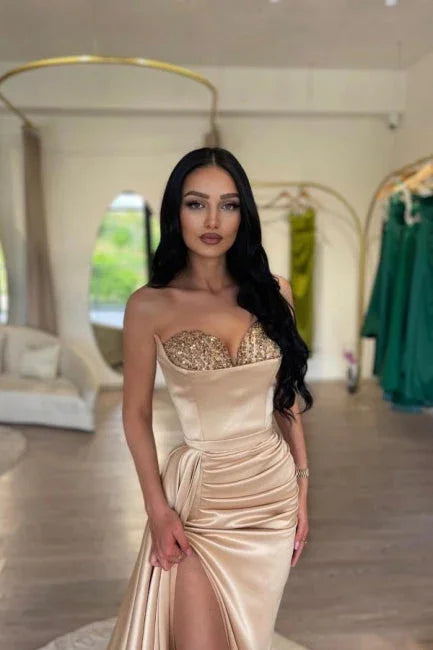 Vestido de fiesta elegante rosa de sirena con abertura alta y sensual