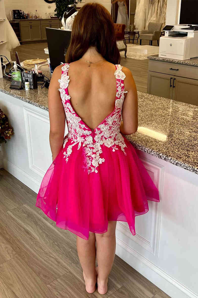 A-line V-Neck Tulle Homecoming Dress with Appliques