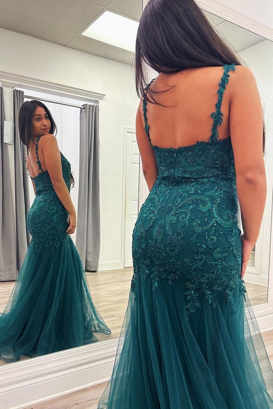 Pfauen-Meerjungfrau-Stil, V-Ausschnitt, Applikationen, Tüll, langes Ballkleid