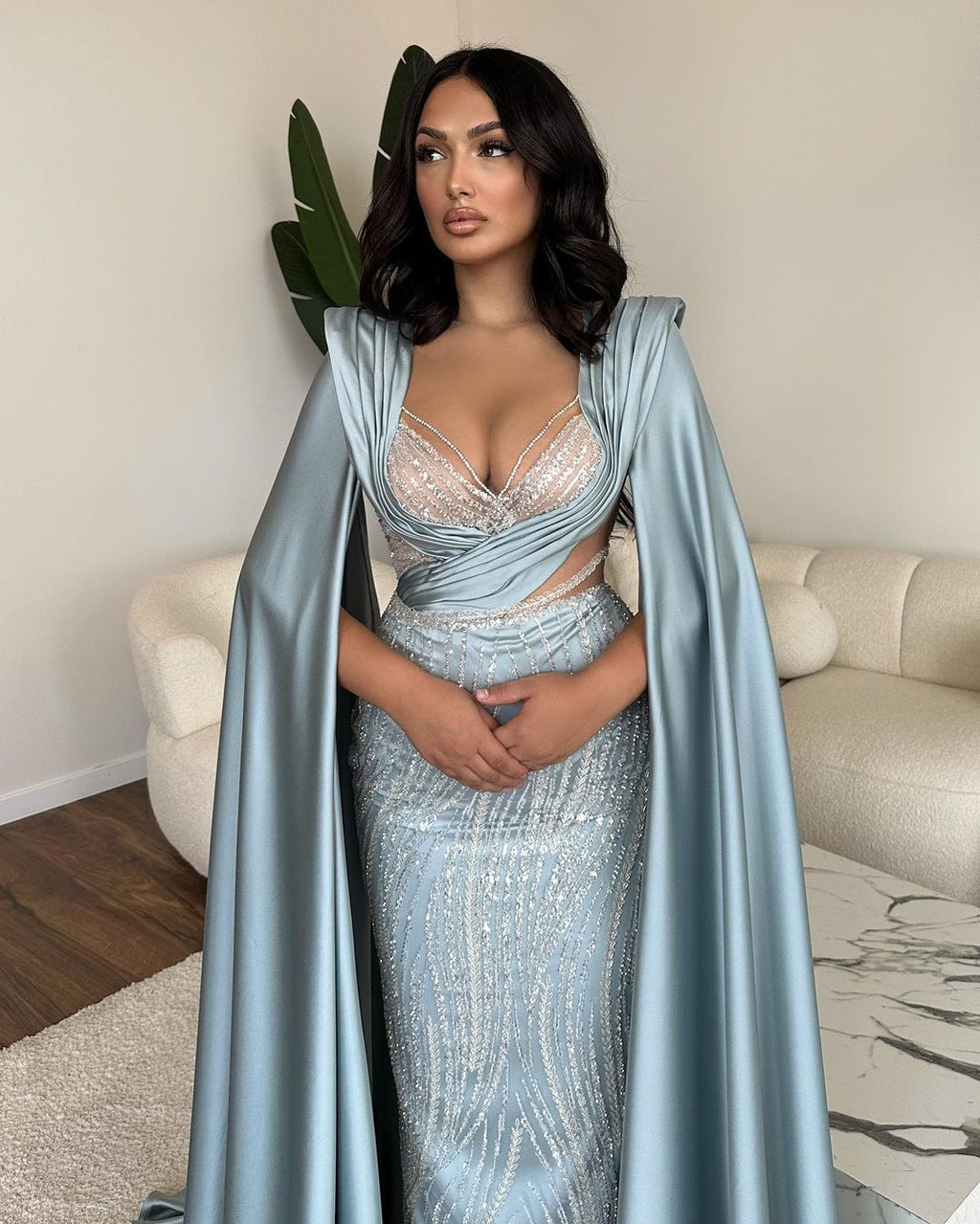 Robe de bal longue bleue fabuleuse à col en V, sirène, en dentelle pailletée avec manches