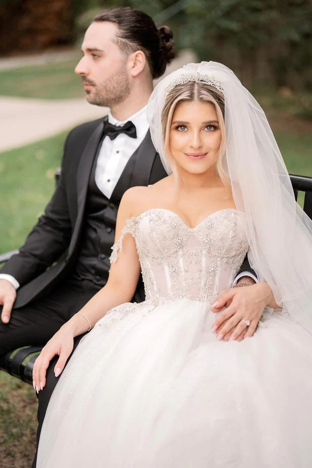 Robes de mariée en tulle à ligne A et décolleté cœur avec perles Fairy
