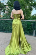 Grünes Satinkleid lang Ballkleid Meerjungfrau Abendkleid Y242