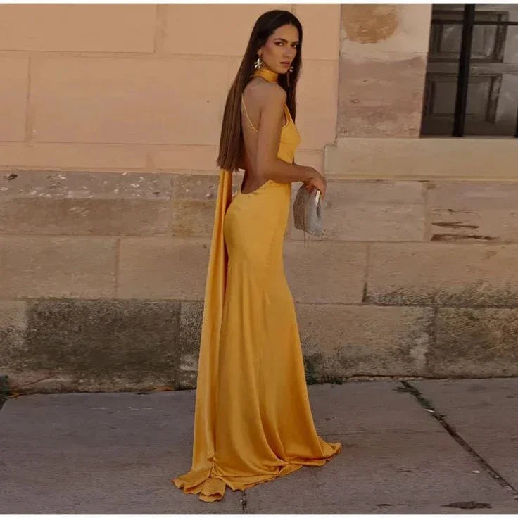 فستان سهرة طويل أصفر ساتان بدون ظهر وكتف مكشوف Y8466
