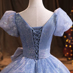 Vestido de Baile para Festa de 15 Anos Elegantemente Concejado com Abertura de Apertar nas Costas