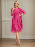 Etui/Säulenförmiges Kleid mit Illusion, knielang, aus Spitze und Chiffon, Brautmutterkleid mit herabfließenden Rüschen und Pailletten
