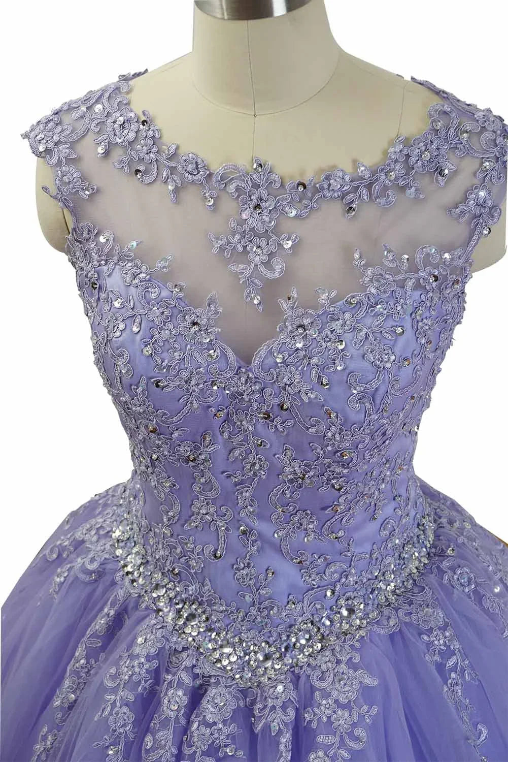 Wunderschöne Quinceañera-Kleider mit Applikationen und Perlenstickerei, lila Ballkleid Y1252
