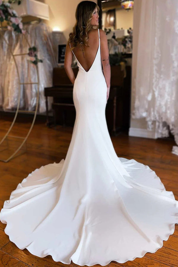 Vestido de novia largo estilo sirena con escote en V y espalda descubierta