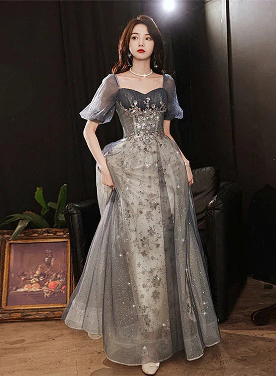 Elegantes graues A-Linien-Kleid aus Tüll mit kurzen Ärmeln, langes Festkleid, graues Abendkleid Y1507