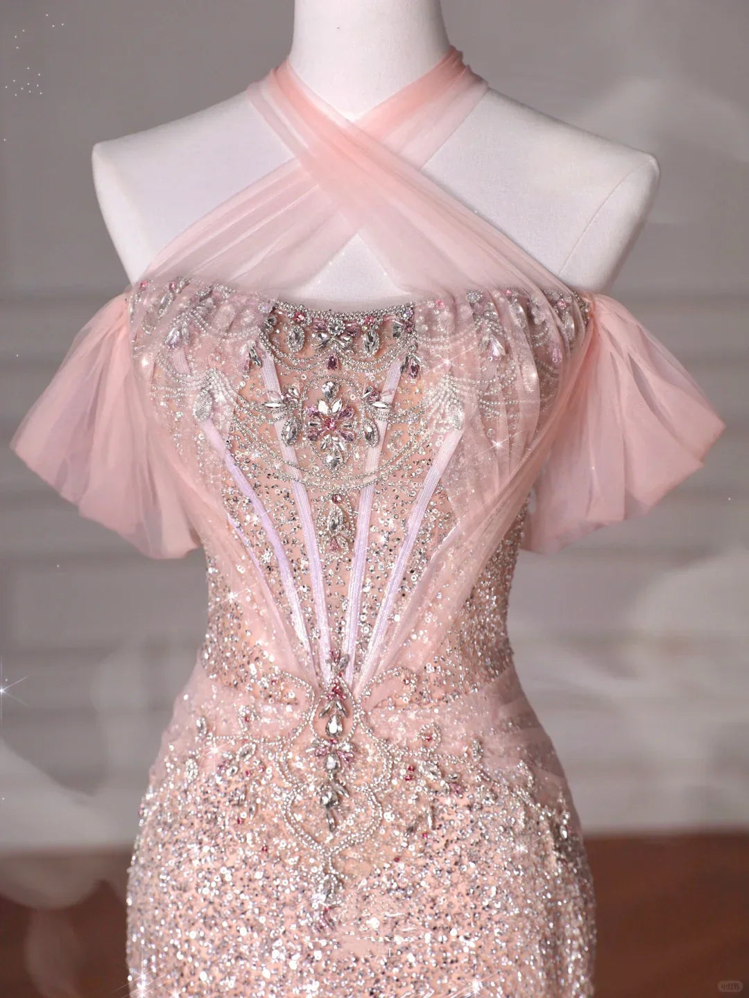 Classy Pink Halter Sequin Beaded Tulle Mermaid Evening Dress Long Prom Dress Y8620