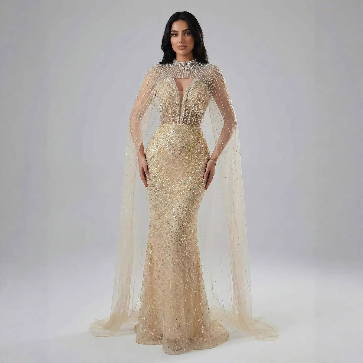 Robe de soirée de luxe en perles couleur nude avec traîne en tulle LA72189A
