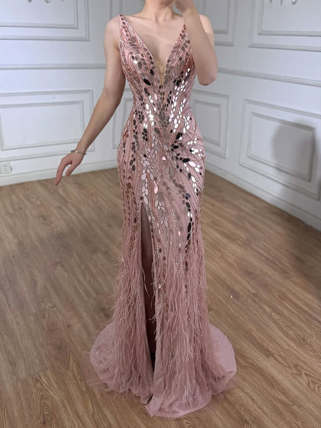Abito da sera sirena con piume e perline blu lusso LA73369