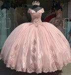 Vestido de Baile Quinceanera Rosa Doce com Aplicações de Renda em Tule e Decote Ombro a Ombro Y7728