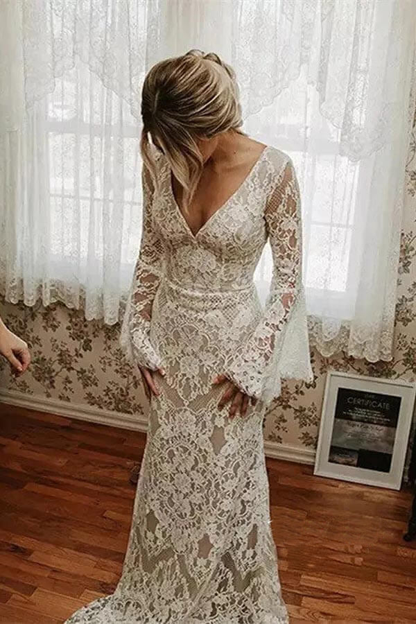 Robe de mariée bohémienne à manches longues, dos nu, col en V, style sirène en dentelle