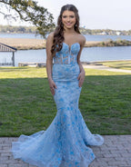 Wunderschönes trägerloses langes Ballkleid mit Applikationen
