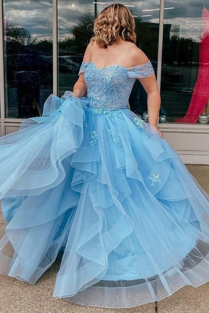 Vestido de Noite Azul Claro em Tule com Camadas, Decote Ombro a Ombro e Corte em A